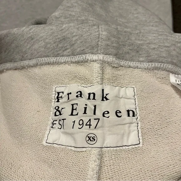 Frank & Eileen Catherine Favorite Cropped Pants - Picture 5 of 7